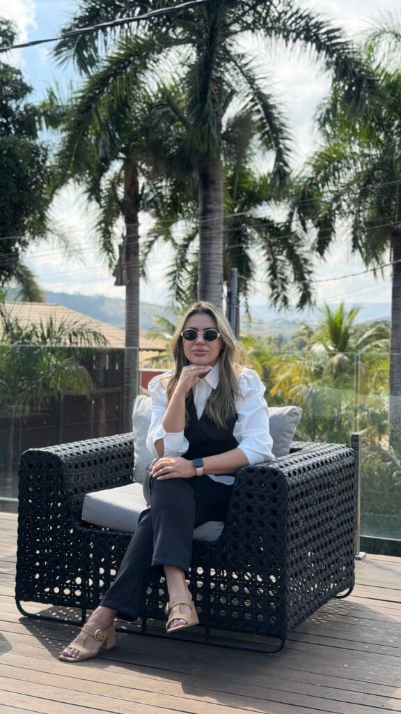 Janaína Escarpas